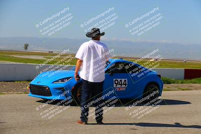 media/Apr-01-2023-Speed Ventures(Sat) [[0a098caa64]]/Red Group/Grids/